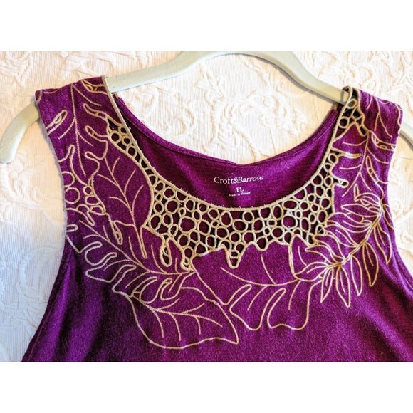 Woman's Burgandy Tank with Tan Lacing and Embroidery PL - Picture 2 of 4